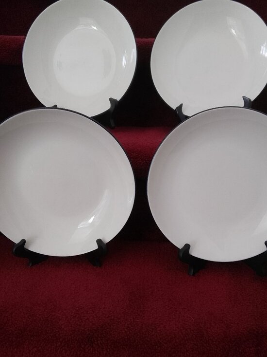 Made in Cookware | Dining | Madein Cookware Entree Bowls | Poshmark